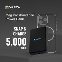 Varta 57903 Powerbank 5000 mAh Magsafe, Qi Wireless Charging LiPo Zwart Statusweergave - thumbnail