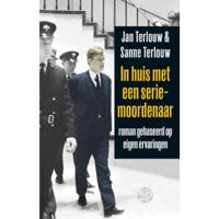 In huis met een seriemoordenaar (Paperback) - thumbnail