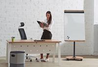 Rocada Flipchart NAT0616 (b x h) 670 mm x 2000 mm Hout, Eiken, Wit (RAL 9003) Afwisbaar, Beschrijfbaar, Magneetband, Incl. opbergbakje, Incl. papierhouder - thumbnail