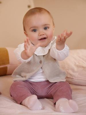 3-delig babypakje met blouse + broek + vest lila 3-delig babypakje met blouse + broek + vest lila