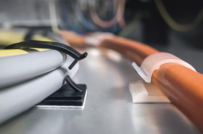 HellermannTyton RB8-PA66-NA Bevestigingssokkel Zelfklevend 151-13606 Bundel-Ø (vast)=8 mm Natuur 100 stuk(s)