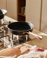 Alessi Koekenpan Edo - PU113/28 B - ø 28 cm - door Patricia Urquiola - Standaard anti-aanbaklaag - thumbnail