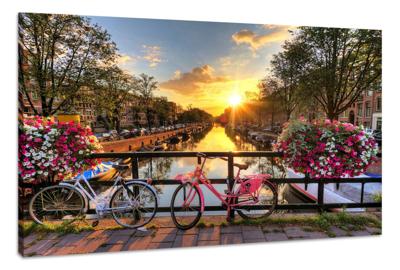 Schilderij - Zonnig Amsterdam, Fietsen en Gracht, Premium Print, Wanddecoratie