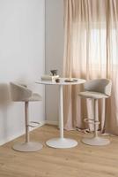 Bendt Ronde Bartafel 'Tempest' Keramiek met marmerprint, 80cm, kleur Wit - thumbnail