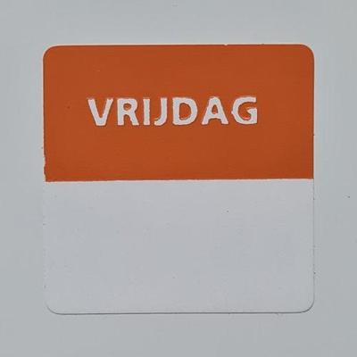 Etiket vrijdag wit/oranje 25x25mm 500 st
