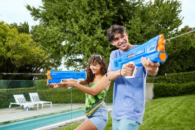 XSHOT Water Hydra Pulse Motor Soaker