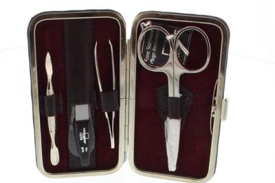 Malteser Manicure-etui 4-delig wijnrood nappaleer 1 Set