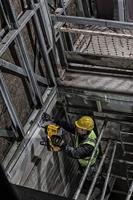 DEWALT DCN890P2-QW Accu Betontacker 18V XR - Inclusief 2x 5.0Ah Accu, Lader en Koffer - thumbnail