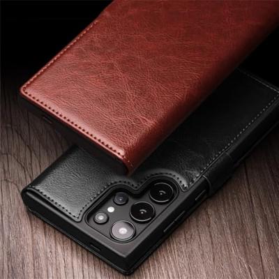 Qialino Samsung Galaxy S25 Ultra hoesje - Leren bookcase - Cognac Qialino Samsung Galaxy S25 Ultra hoesje - Leren bookcase - Cognac