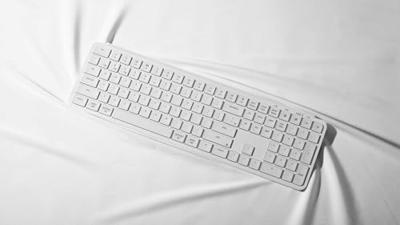Keychron B6 Pro Ultra-Slim toetsenbord wit - thumbnail