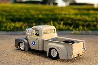 JADA TOYS Street Fighter 1956 Ford pick-up met Guile figuur Kant-en-klaar model Personenauto (model) - thumbnail