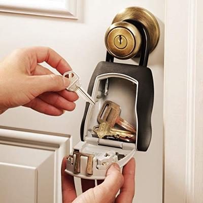 Masterlock Aluminium body, weather resistant, 4 digits variable combination - wit - 5400EURD - thumbnail