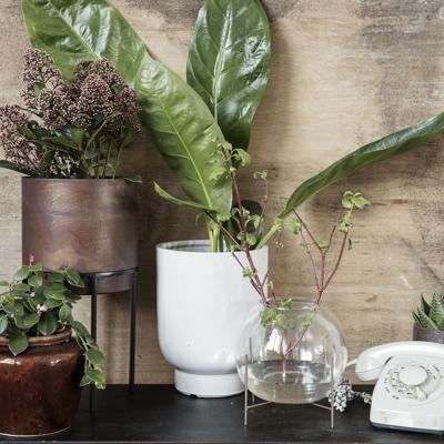 House Doctor Vaas / bloempot Plant wit 26cm House Doctor Vaas / bloempot Plant wit 26cm