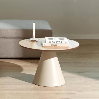 by fonQ Circo Salontafel H 43 x B 65 cm - Eiken by fonQ Circo Salontafel H 43 x B 65 cm - Eiken