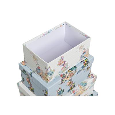 Set van opstapelbare opbergboxen DKD Home Decor Blauw Wit Blommor Karton (43,5 x 33,5 x 15,5 cm) Set van opstapelbare opbergboxen DKD Home Decor Blauw Wit Blommor Karton (43,5 x 33,5 x 15,5 cm)
