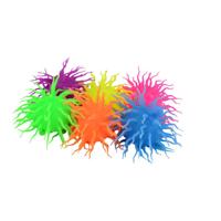 Johntoy Spike fluffy bal met licht, ø 12cm - thumbnail