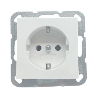 Gira 1-voudige wandcontactdoos met randaarde zuiverwit mat 446627