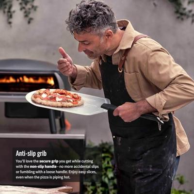 Witt pizzaschep met gaten - 14 Inch