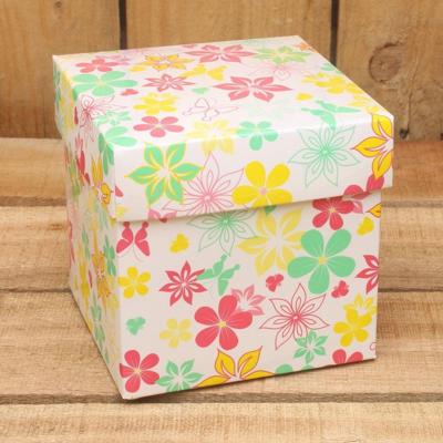 Bonbon doosjes - Chocolade doosje - Flower fantasy geel print - 24 stuks