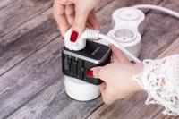 Universele Reisadapter Verbatim UTA-04 - thumbnail