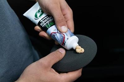 Turtle Wax Essential Scratch Remover 100ml 1830878 Turtle Wax Essential Scratch Remover 100ml 1830878