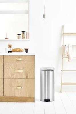 Brabantia pedaalemmer Newlcon 30 liter matt steel fingerprint proof - thumbnail