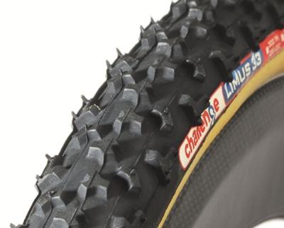 Challenge limus pro ot 700x33c zwart / bruin