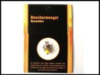 Beschermengel Hanger Parelmoer November op displaykaart - thumbnail