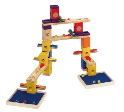 Hape Quadrilla houten knikkerbaan music motion, 97dlg. Hape Quadrilla houten knikkerbaan music motion, 97dlg.