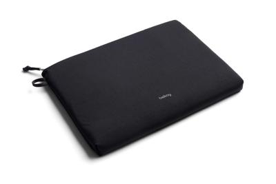 Bellroy Lite sleeve MacBook Pro/Air 15"/16" - Black