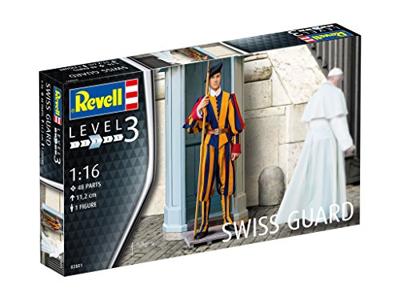 Revell 1/16 Swiss Guard Revell 1/16 Swiss Guard