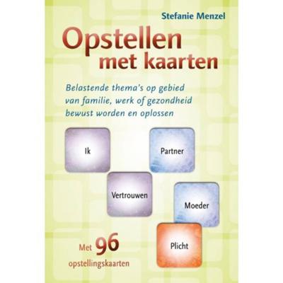 Stefanie  Menzel &    Opstellen met kaarten