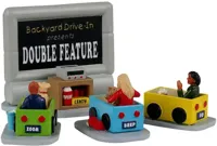 Lemax backyard drive-in, set of 4 kerstdorp tafereel Caddington Village 2023 - thumbnail