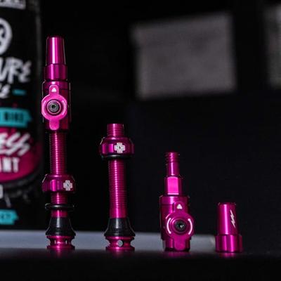 Muc-Off Tubeless Ventiel Big Bore Lite Medium Black Franse/Presta Ventiel 35mm