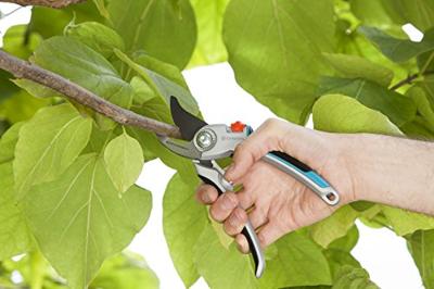 Gardena Comfort Aluminium Snoeischaar met Precisiebladen en Ergonomische Handvatten - 25 jaar garantie