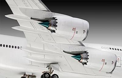 Revell 1/144 Boeing 747-8 Lufthansa New Livery