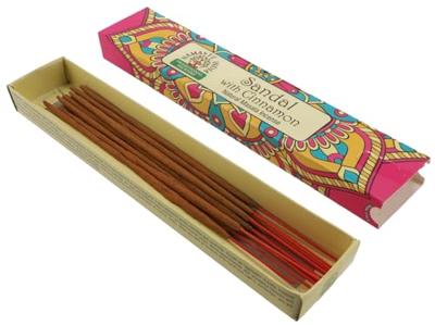 Namaste India Sandelhout met Kaneel Wierook (1 pakje)