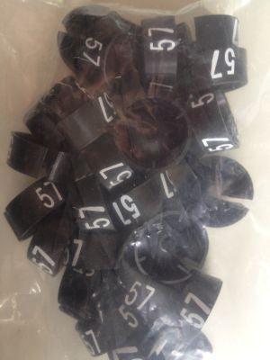 MB zwart/wit 57 voor op kledinghanger