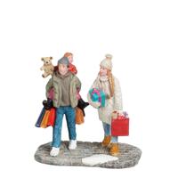 Luville Molendam Market visitors family - thumbnail