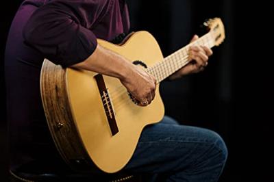 Ortega TZSM-3 Signature Series Natural elektrisch-akoestische klassieke gitaar met gigbag