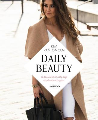 Daily beauty - Kim van Oncen - eBook (9789401422406) Daily beauty - Kim van Oncen - eBook (9789401422406)