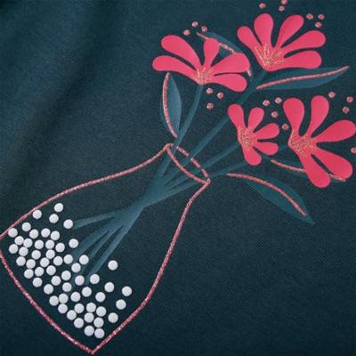 Kindershirt met lange mouwen bloemenprint 116 donkergroen Kindershirt met lange mouwen bloemenprint 116 donkergroen