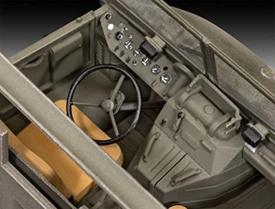 Revell 1/35 Unimog 404 S