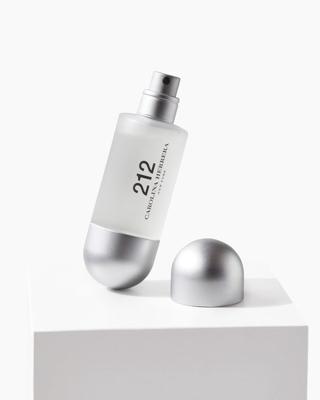 Carolina Herrera 212 NYC Women Eau de toilette Spray 30 ml - thumbnail