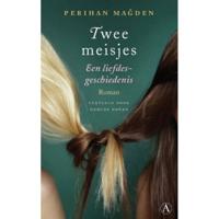 Perihan  Magden Twee meisjes - thumbnail