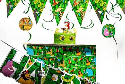 Swirl decorations jungle