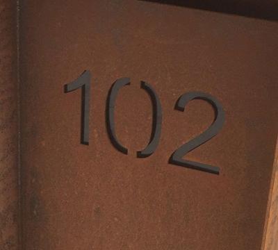 Uitlaseren van nummer op brievenbus Geroba - Geroba