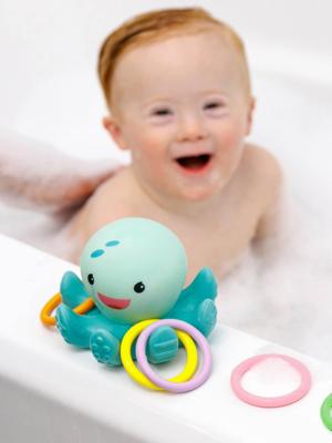 Verlichte octopus voor in bad met ring - INFANTINO meerkleurig