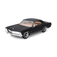 Maisto Buick Riviera ´65 1:24 Auto - thumbnail
