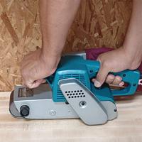 Makita 9924DB Bandschuurmachine 76mm 850W 230V - thumbnail